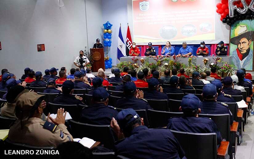 BOMBEROS